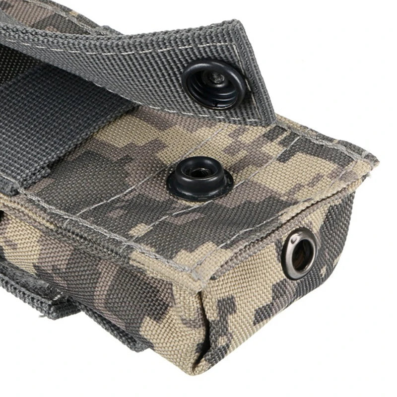 M5 Flashlight Pouch - mygreatoutdoorescape